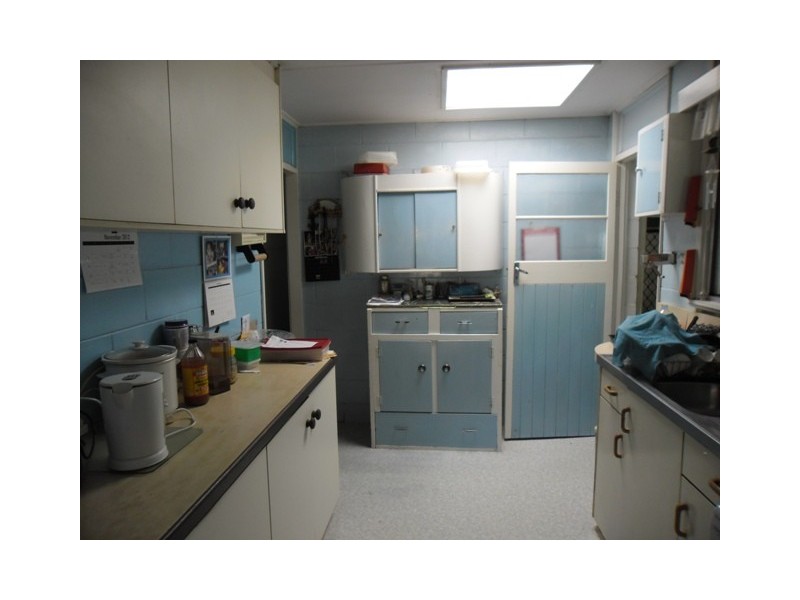 13 DAISY STREET, Miles QLD 4415