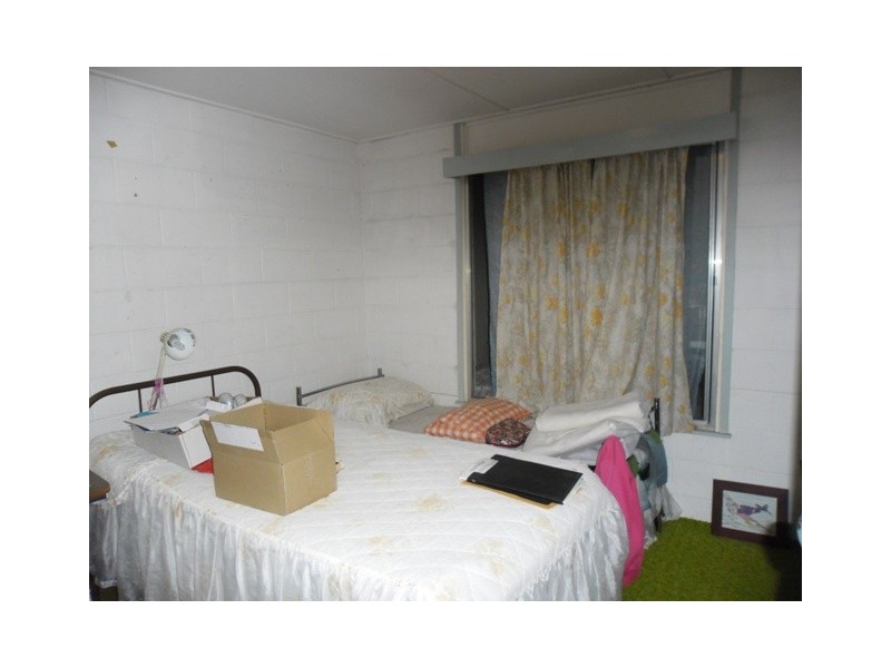 13 DAISY STREET, Miles QLD 4415