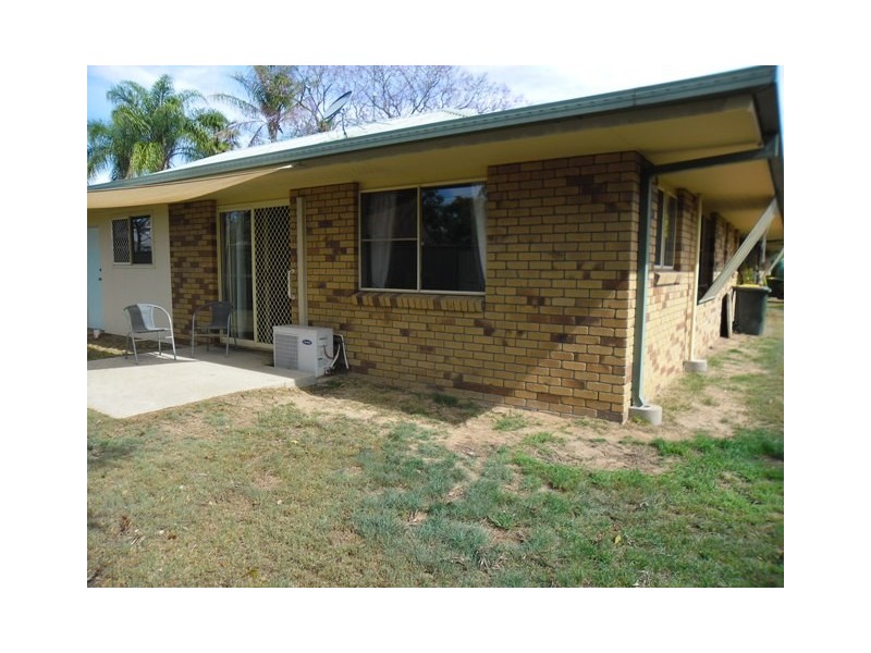 UNIT 2 111 MURILLA ST, Miles QLD 4415
