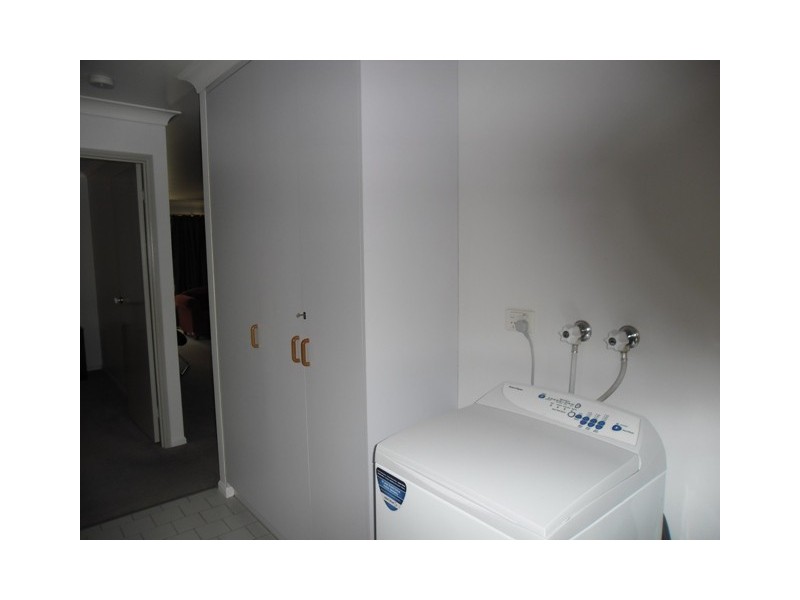 UNIT 2 111 MURILLA ST, Miles QLD 4415