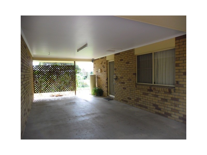 UNIT 2 111 MURILLA ST, Miles QLD 4415