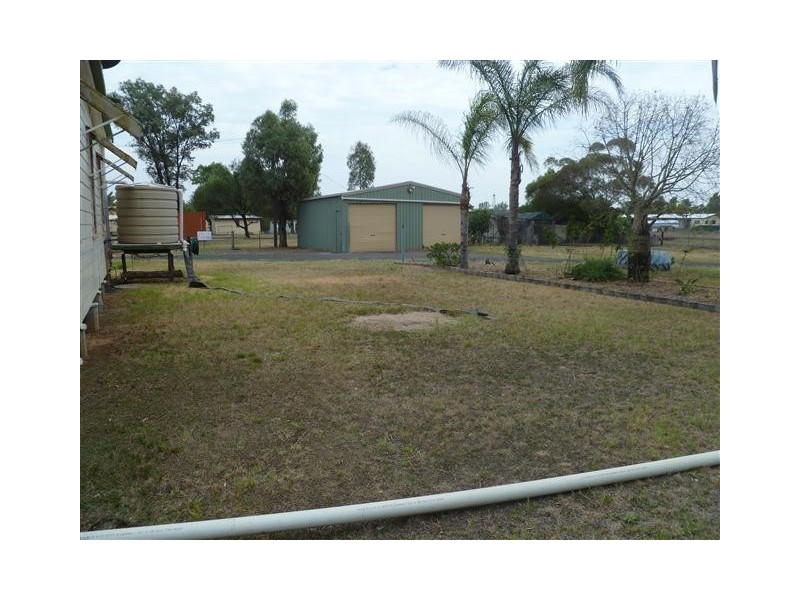 13-15 CHRYSTAL ST, Roma QLD 4455