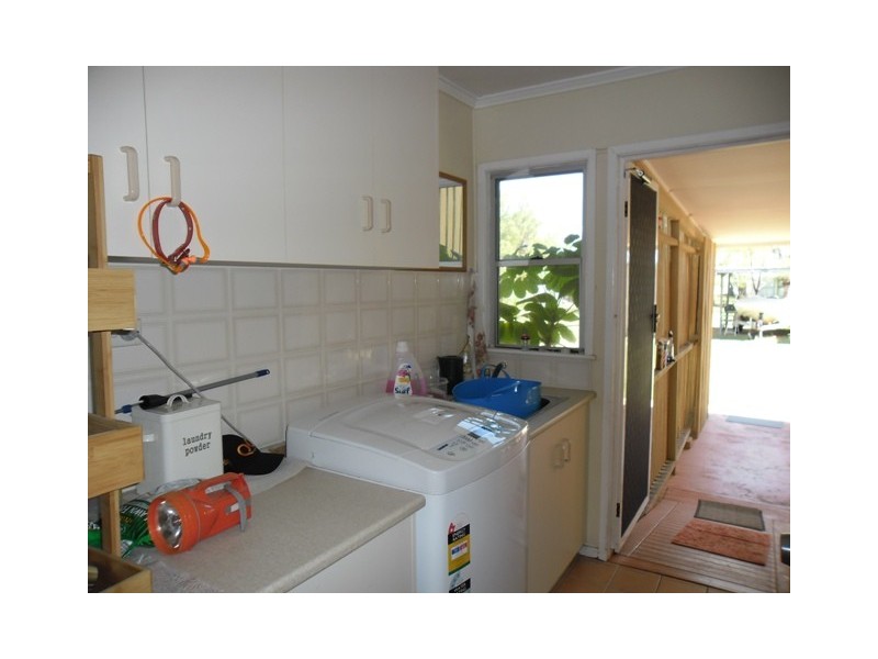 6 DAISY STREET, Miles QLD 4415