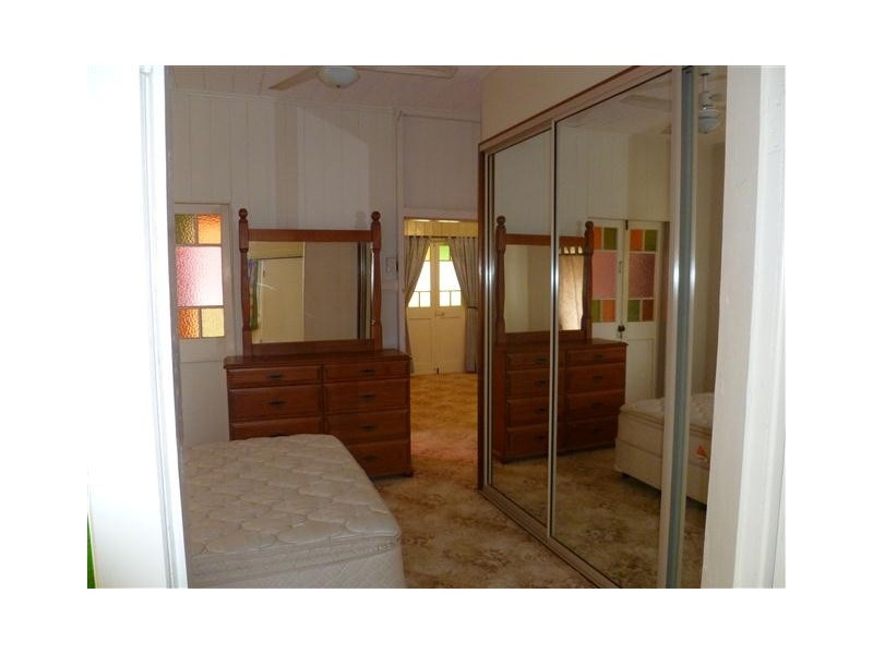 19 HIGH ST, Wallumbilla QLD 4428