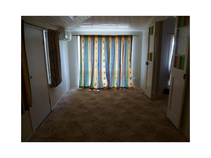 19 HIGH ST, Wallumbilla QLD 4428