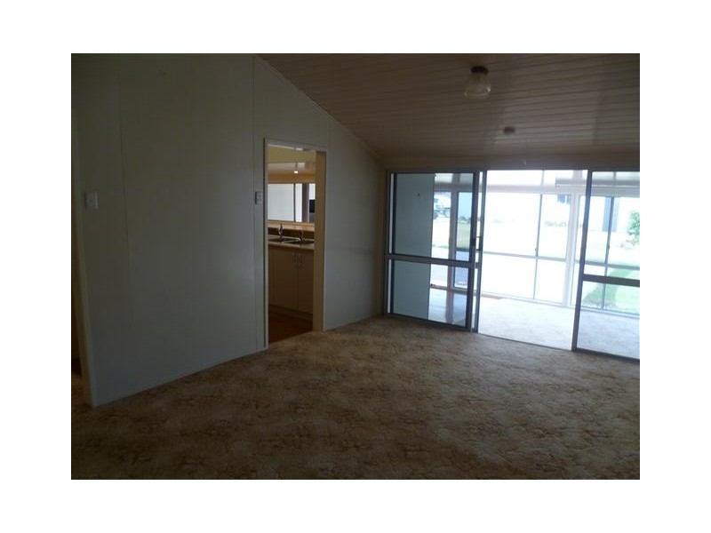 19 HIGH ST, Wallumbilla QLD 4428