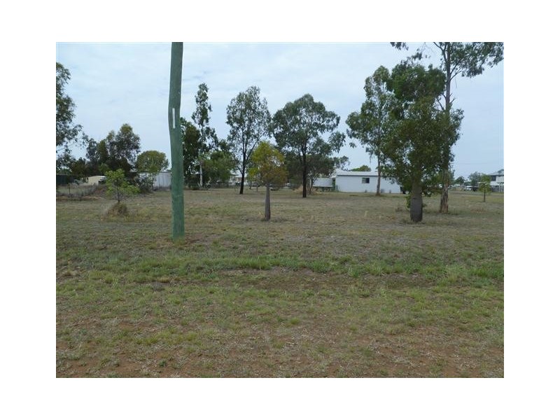 19 HIGH ST, Wallumbilla QLD 4428