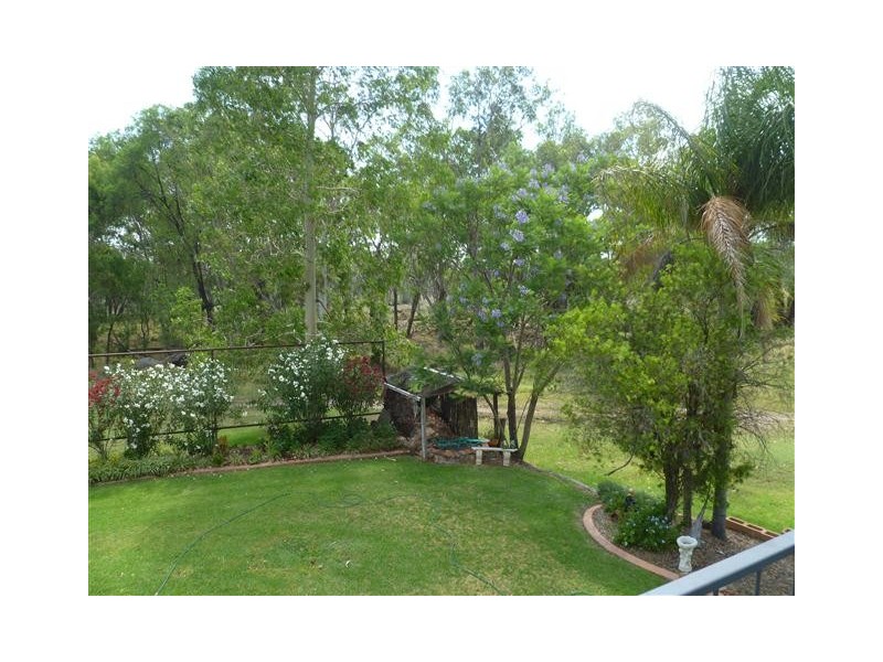 1 McPhie St, Roma QLD 4455