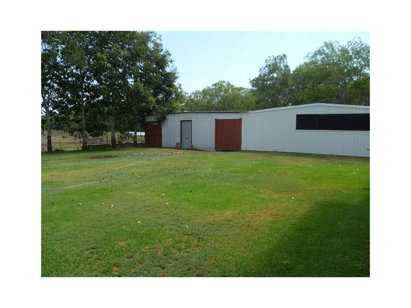 1 McPhie St, Roma QLD 4455