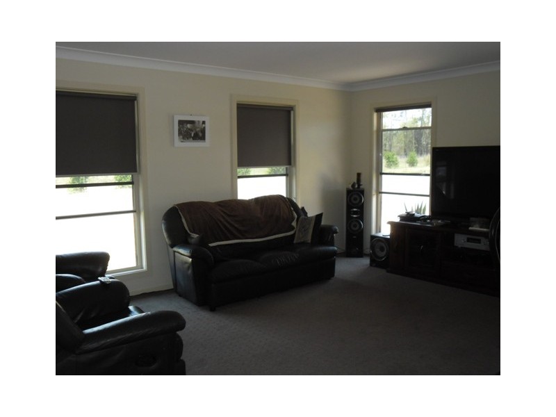 99 HOOKSWOOD ROAD, Miles QLD 4415