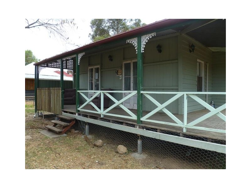 1 Soutter St, Roma QLD 4455