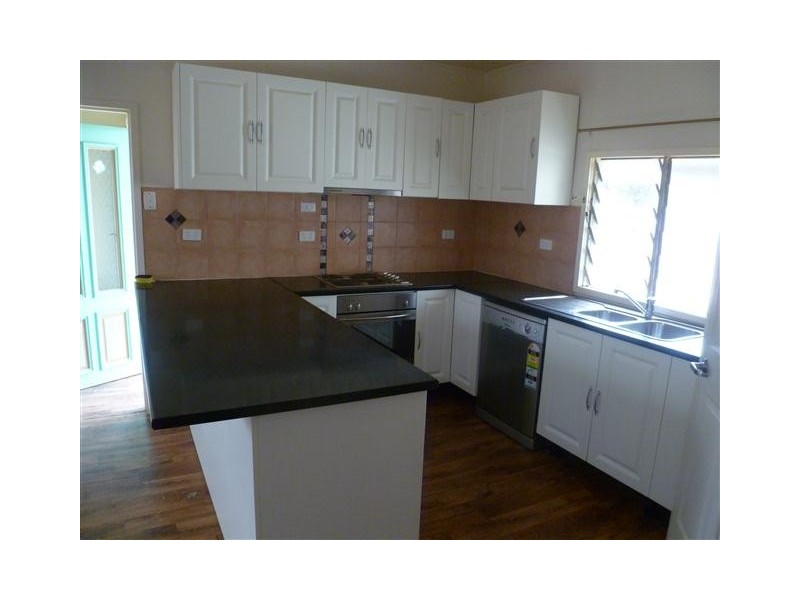 1 Soutter St, Roma QLD 4455