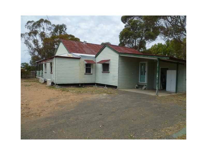 1 Soutter St, Roma QLD 4455