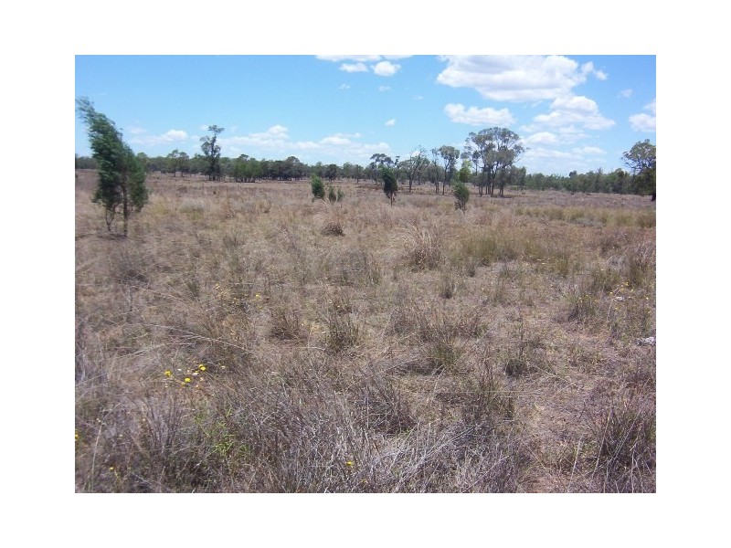 * LEICHHARDT HIGHWAY, Miles QLD 4415