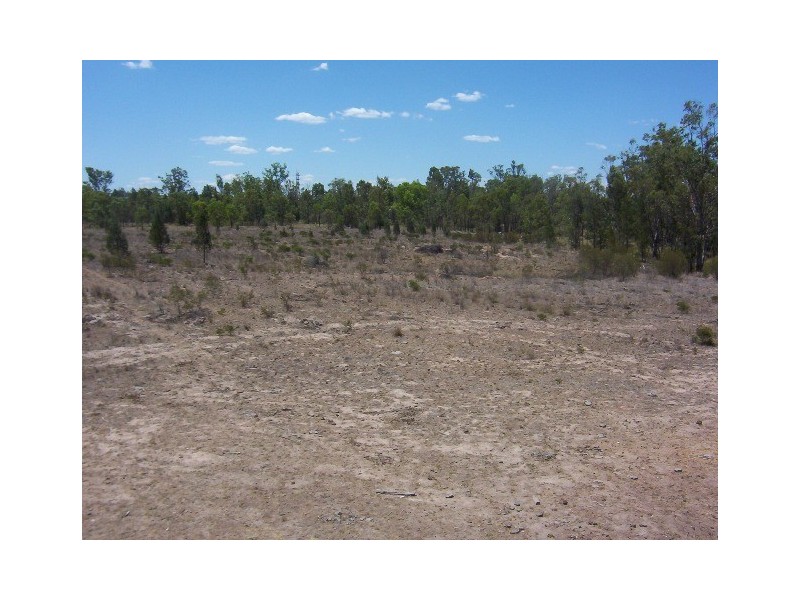 * LEICHHARDT HIGHWAY, Miles QLD 4415