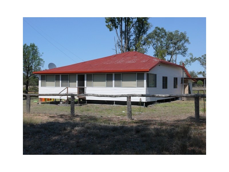 Condamine QLD 4416