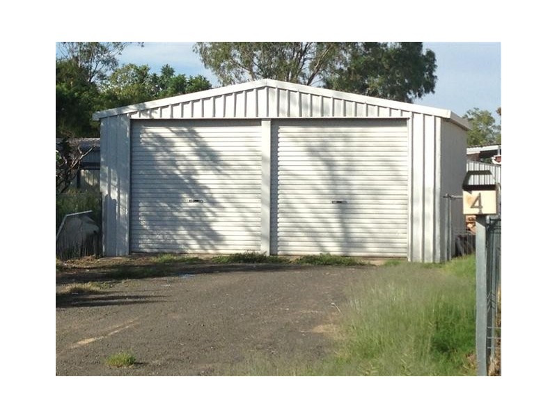 4 Lovell Street, Roma QLD 4455