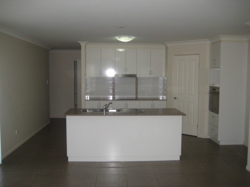 100 Winton Street, Dalby QLD 4405