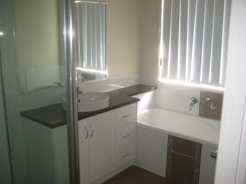 100 Winton Street, Dalby QLD 4405