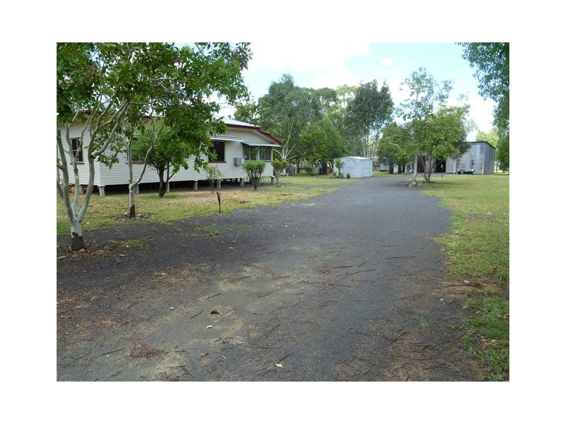 5 SCHOOL ST, Amby QLD 4462