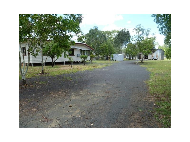 5 SCHOOL ST, Amby QLD 4462