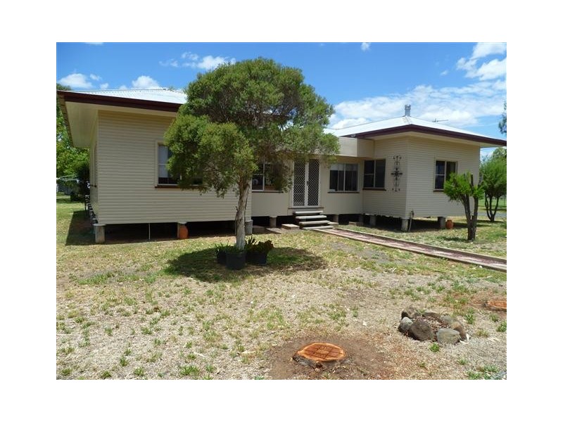 5 SCHOOL ST, Amby QLD 4462
