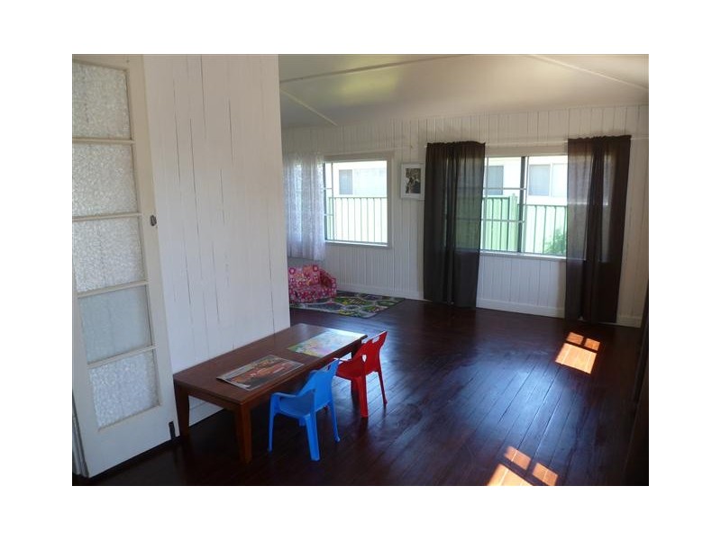 19 CRAWFORD ST, Roma QLD 4455