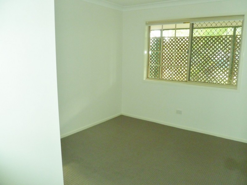 25 Alexander Avenue, Roma QLD 4455