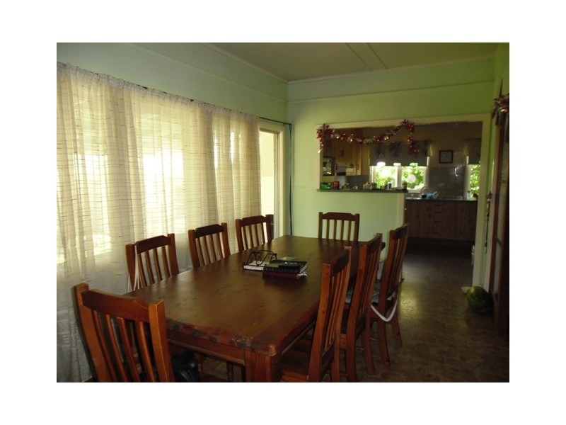 43 GLYNN AVE, Dulacca QLD 4425