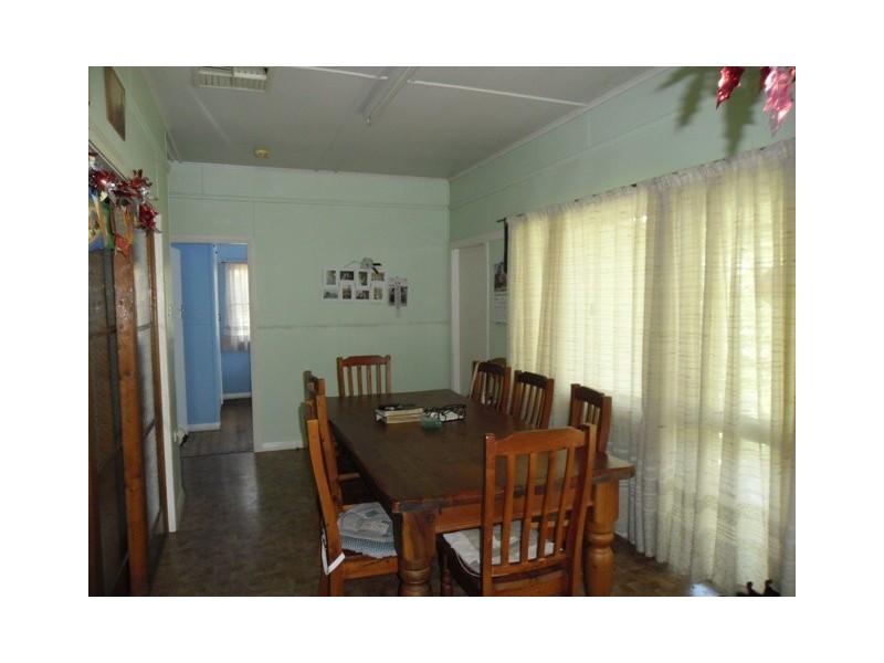 43 GLYNN AVE, Dulacca QLD 4425