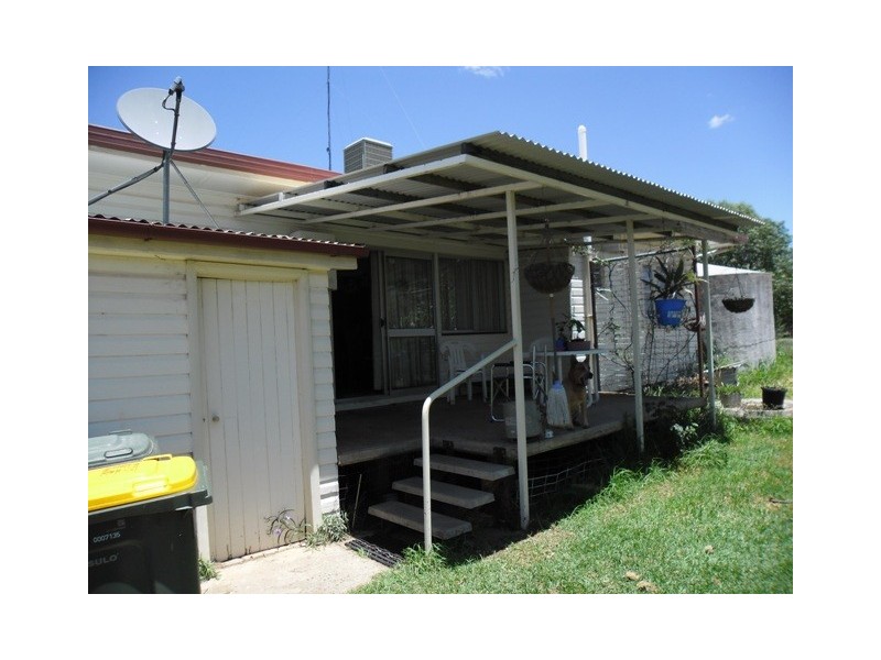 43 GLYNN AVE, Dulacca QLD 4425