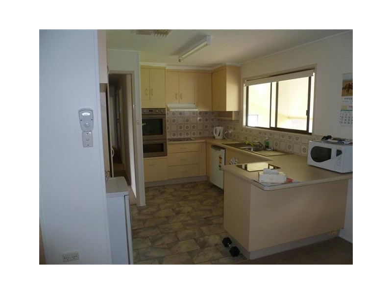 3 TAYLOR, Roma QLD 4455