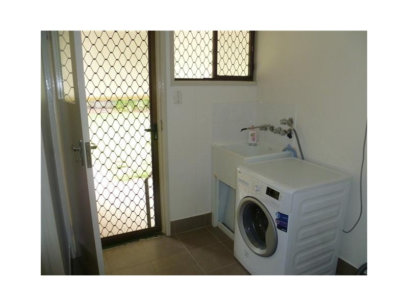 3 TAYLOR, Roma QLD 4455