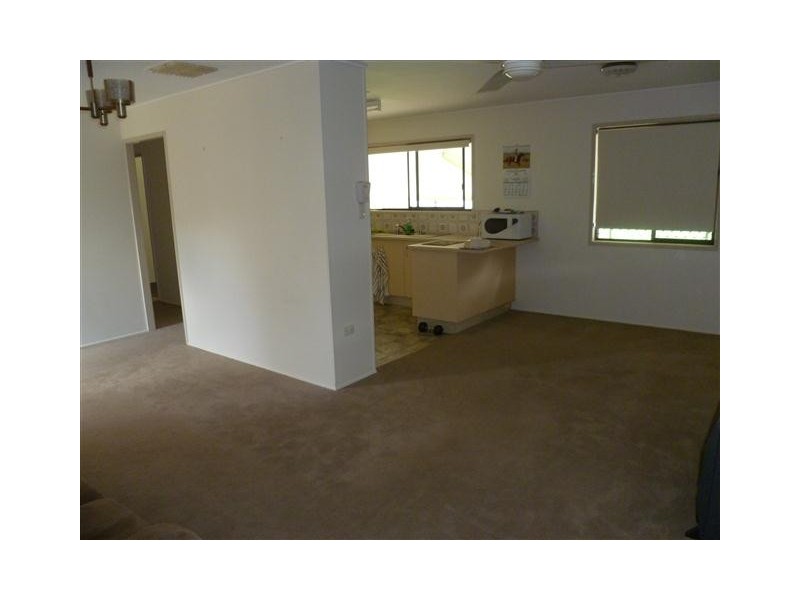 3 TAYLOR, Roma QLD 4455