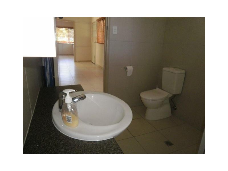 4 COLAMBA ST, Miles QLD 4415
