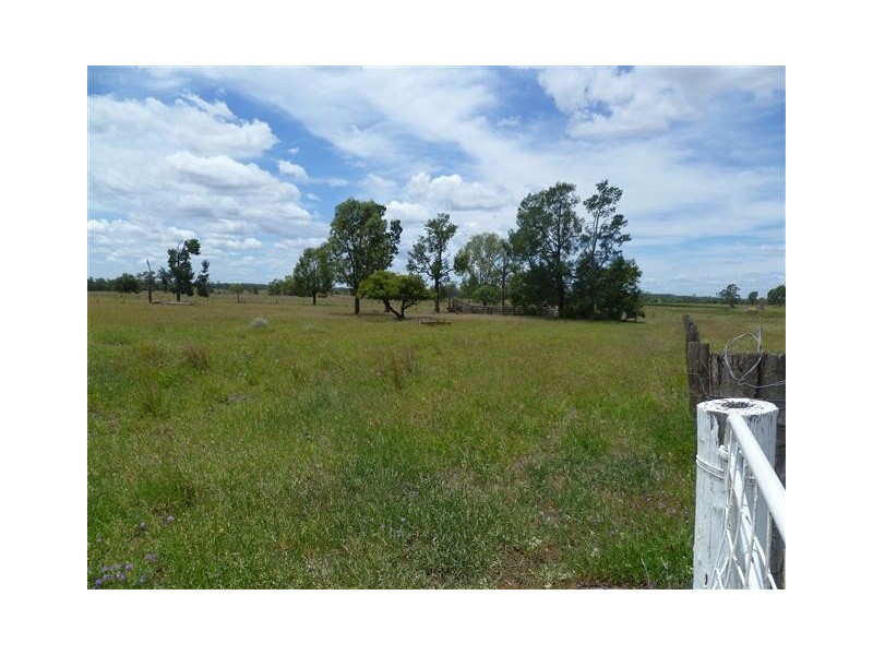 221 Wallumbilla Nth, Wallumbilla QLD 4428