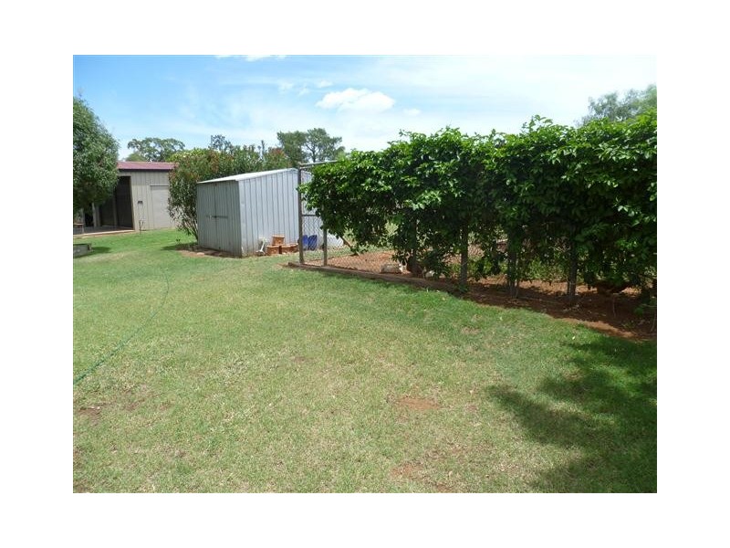 221 Wallumbilla Nth, Wallumbilla QLD 4428