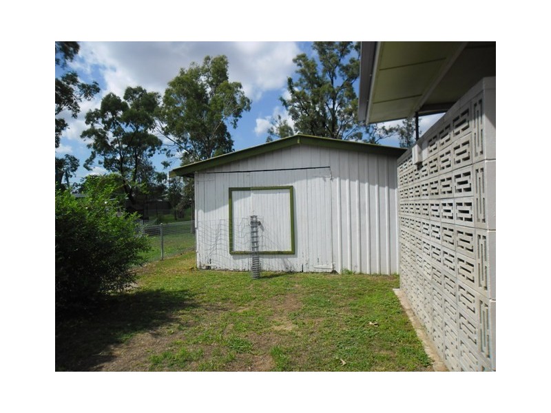 54 ELEANOR ST, Miles QLD 4415