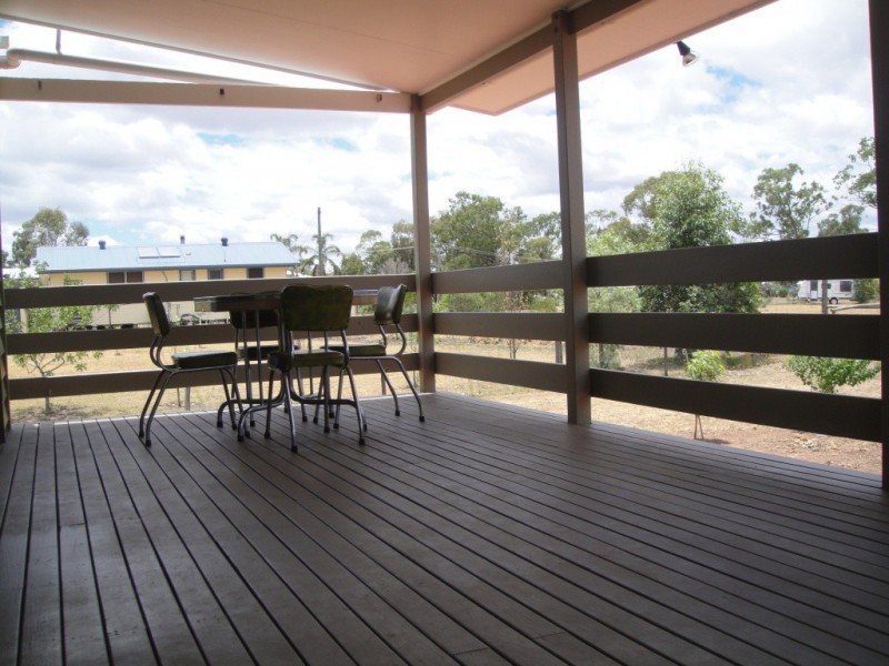 20 Albert Street, Jandowae QLD 4410