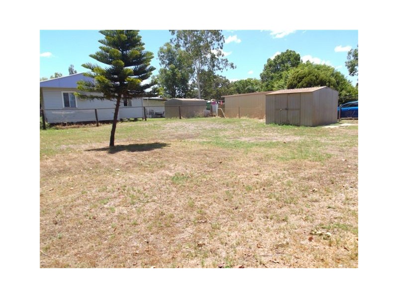 71 Arthur Street, St George QLD 4487
