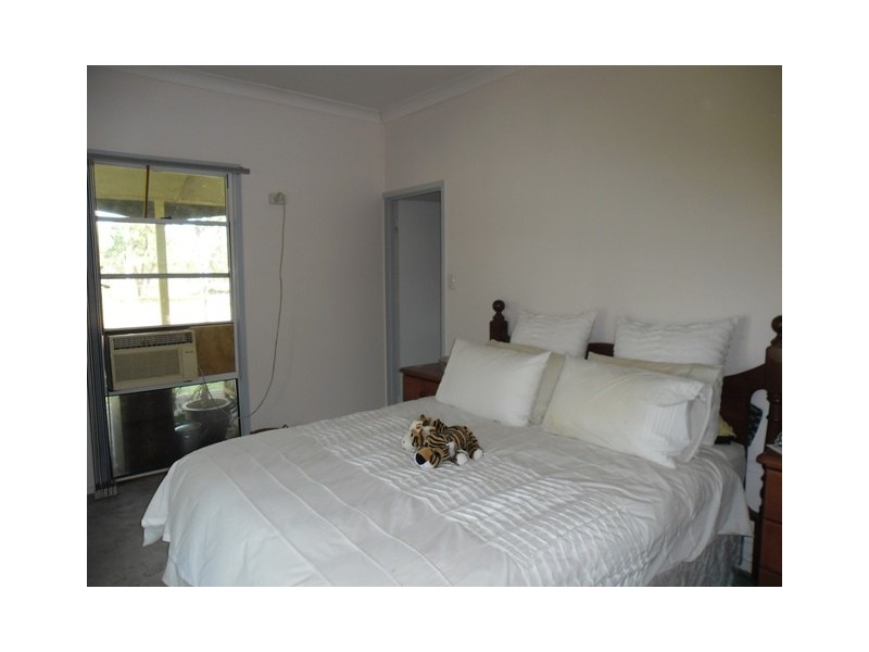 74 BROWNLIES ROAD, Miles QLD 4415