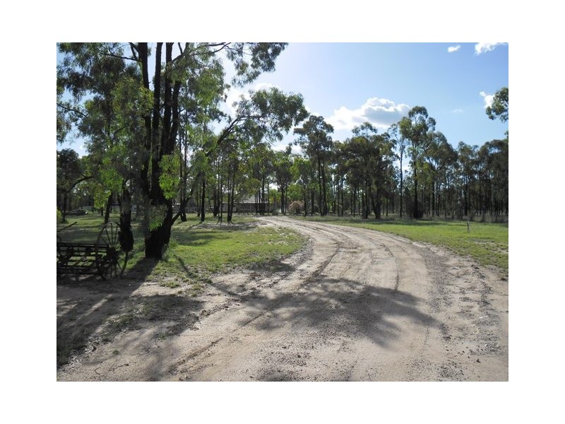 74 BROWNLIES ROAD, Miles QLD 4415