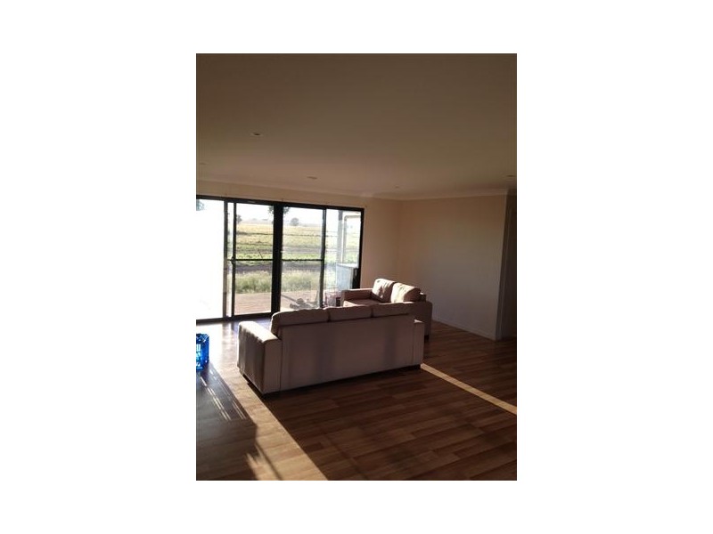 112B Ivan Street, Surat QLD 4417