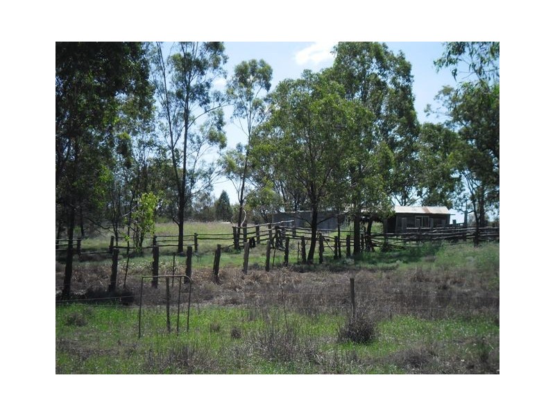 38593 LEICHHARDT HIGHWAY, Miles QLD 4415