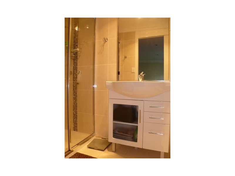 16A Bowen St, Roma QLD 4455