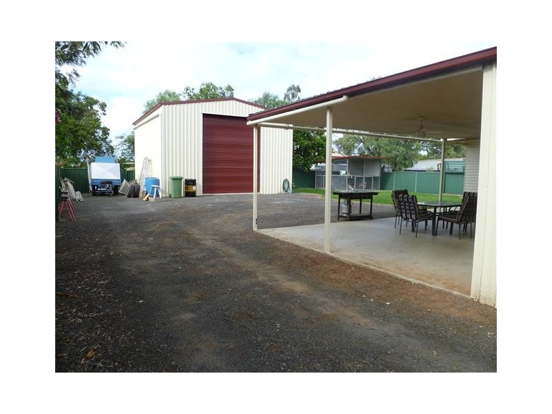 16A Bowen St, Roma QLD 4455