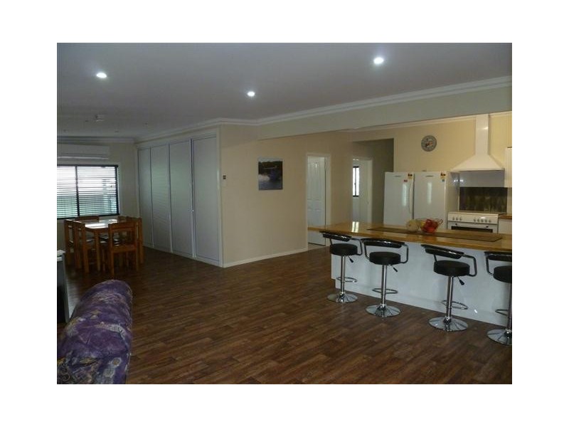 16A Bowen St, Roma QLD 4455