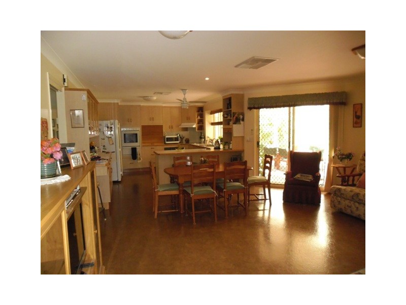 42 CONDAMINE ST, Miles QLD 4415