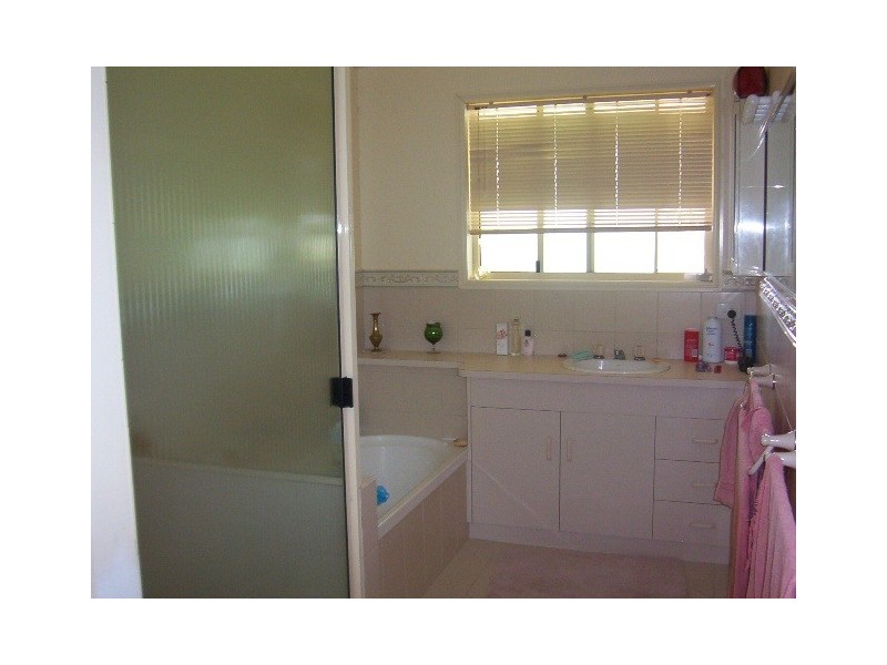 42 CONDAMINE ST, Miles QLD 4415