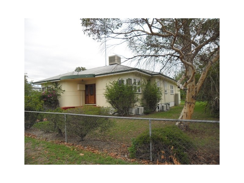 29 COLAMBA ST, Miles QLD 4415